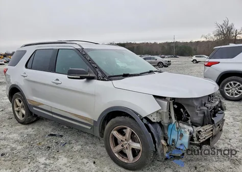 2016 Ford Explorer Xlt z USA, uszkodzony, nr VIN 1FM5K8D83GGD19954